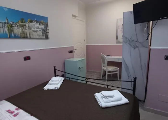 Alojamento de Acomodação e Pequeno-almoço Il Viaggiatore Diamante